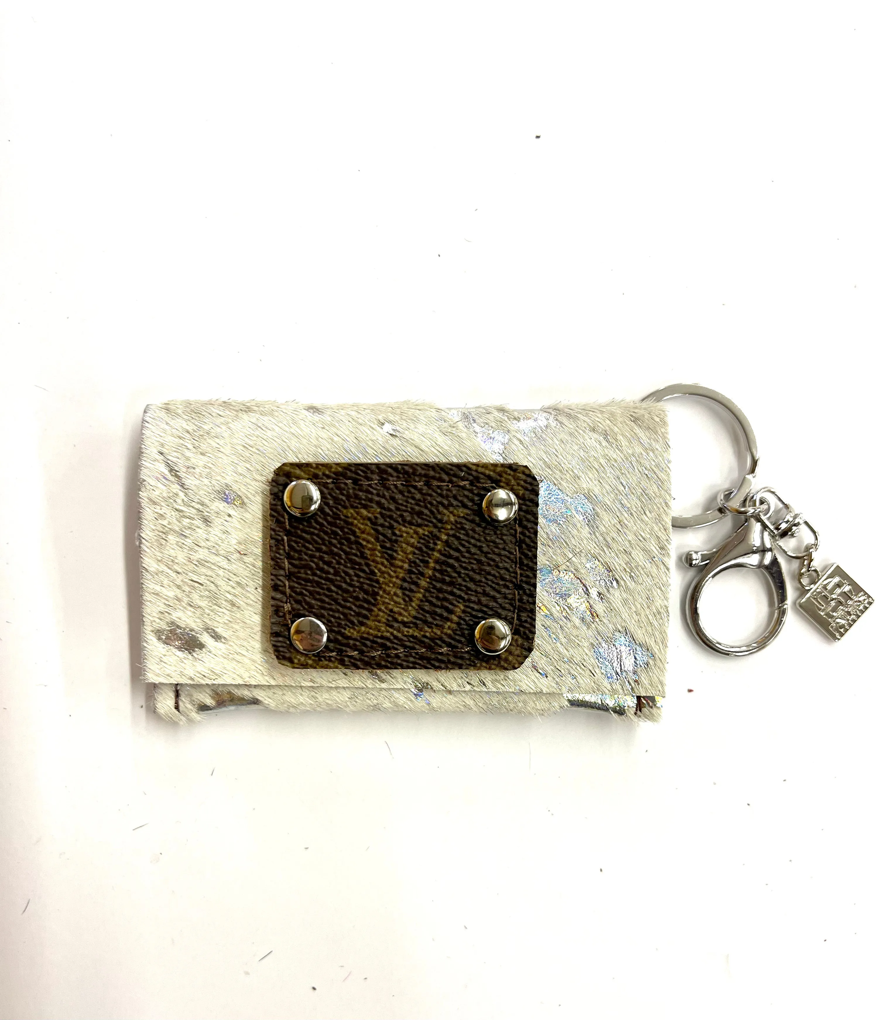 Cardholder  multiple options with LV patch no border