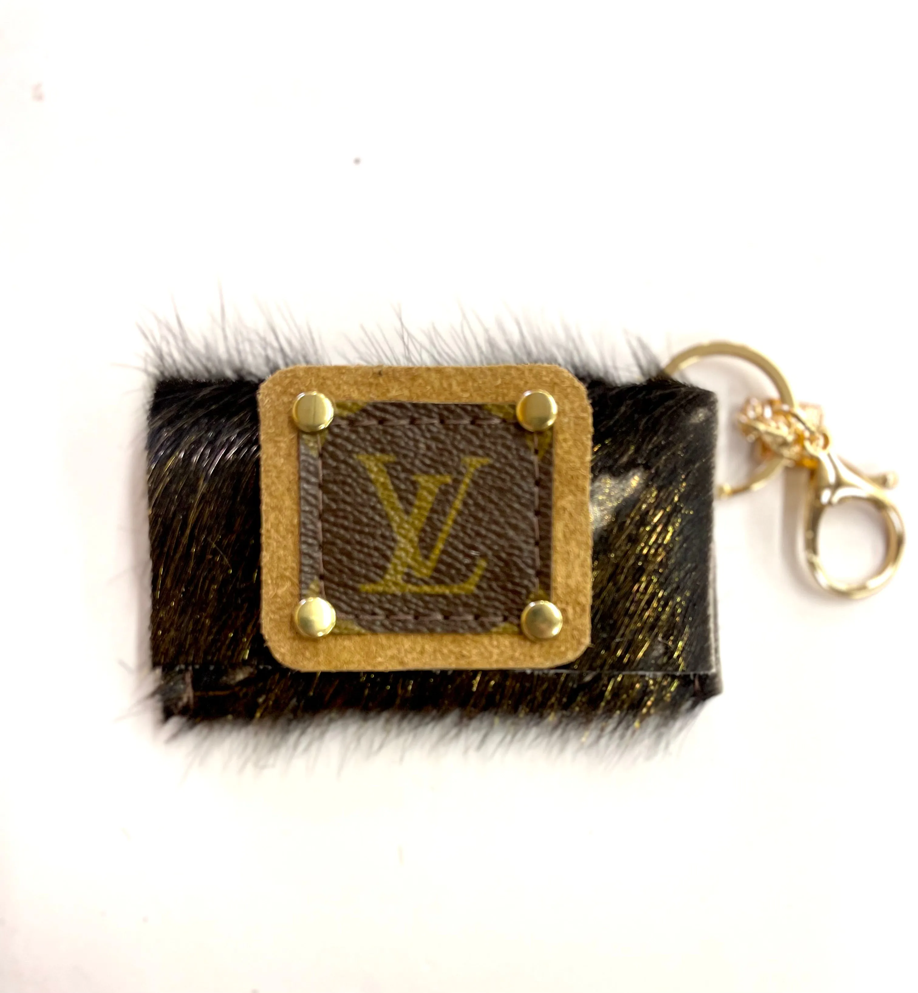 Cardholder  multiple options with LV patch with border in Camel