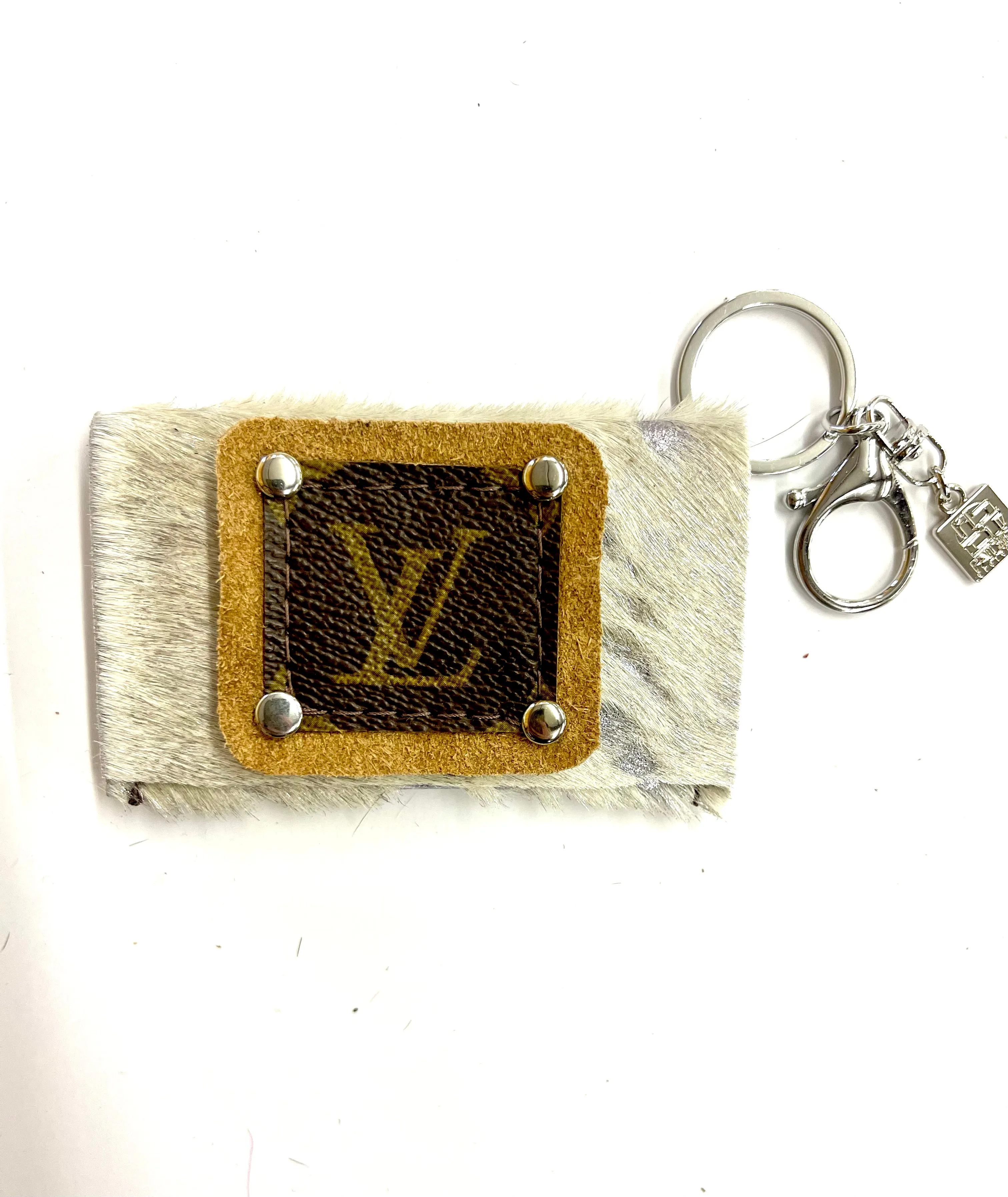 Cardholder  multiple options with LV patch with border in Camel
