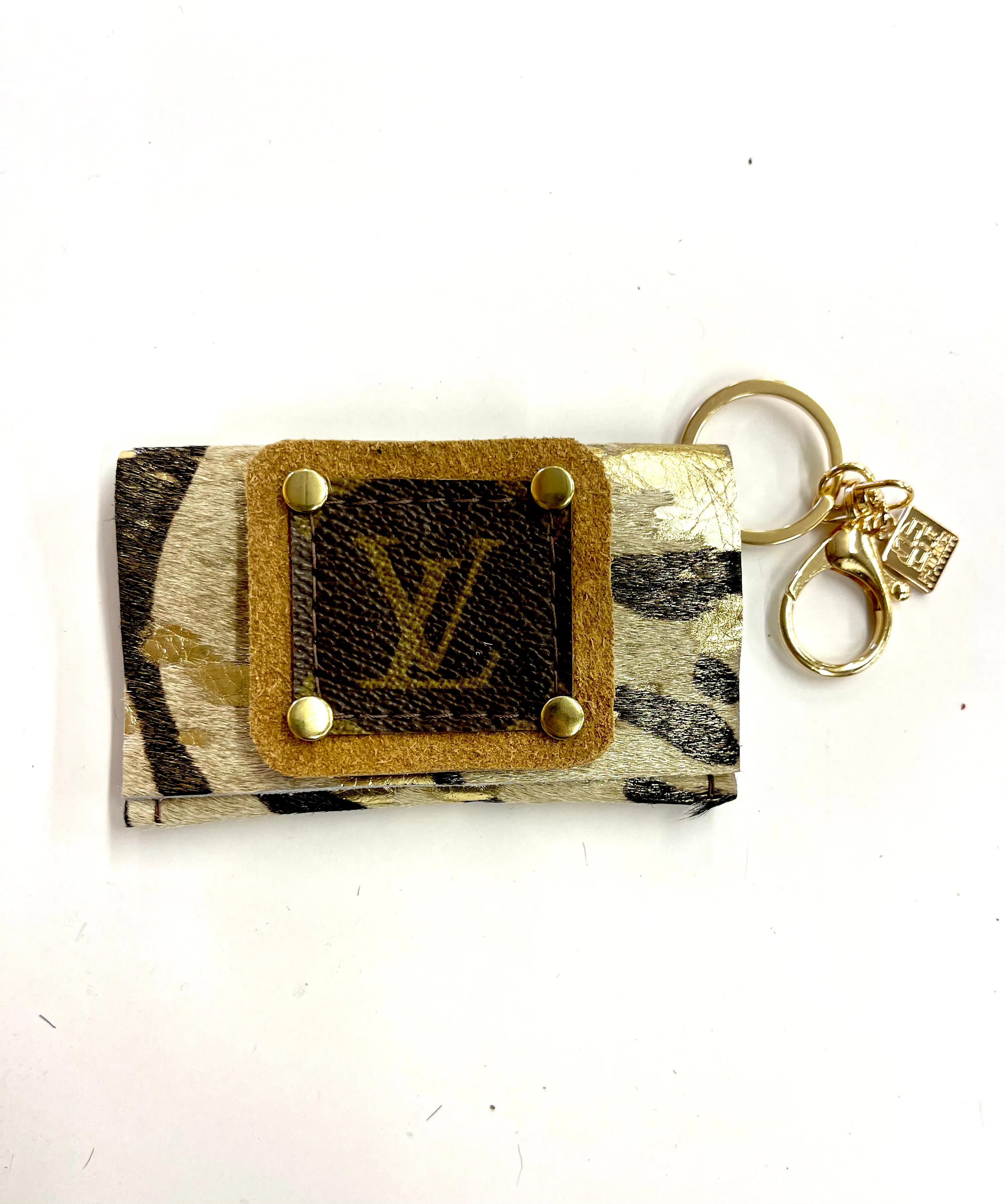 Cardholder  multiple options with LV patch with border in Camel