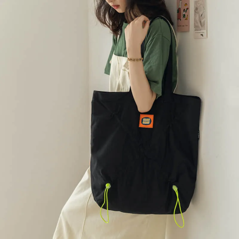 Pleated handbag