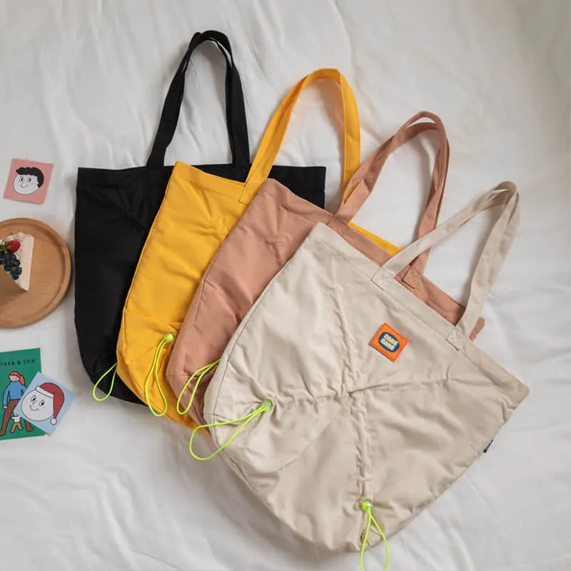 Pleated handbag